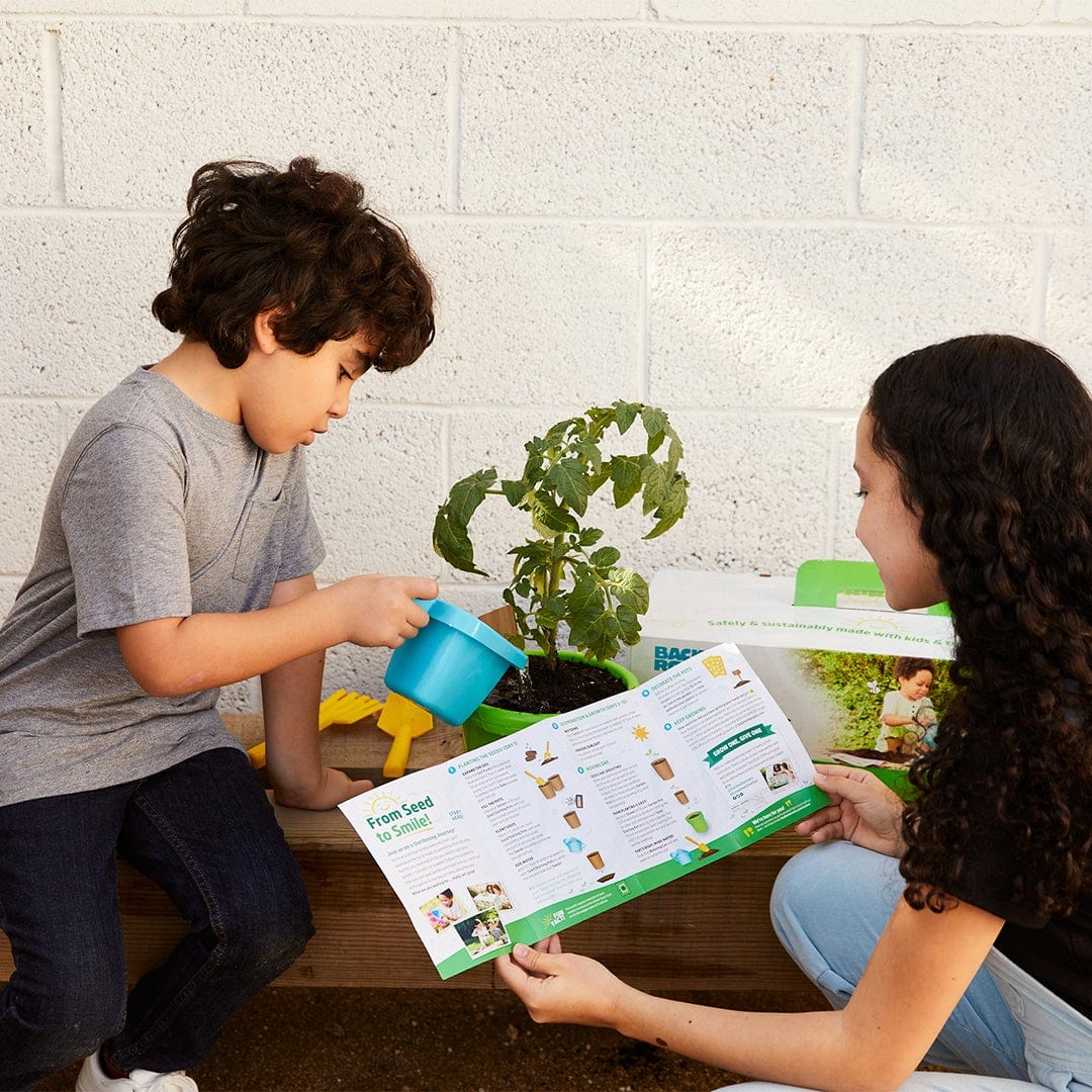 Kids Gardening 16-Piece Kids Tool Kit - Image 2